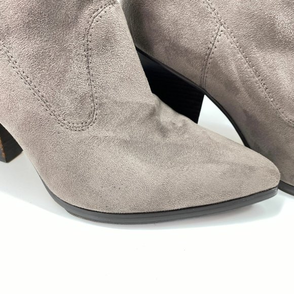 Donald J. Pliner Womens Vinca Gray Suede Stacked Heel Pull On Ankle Boot Sz 6.5M - Picture 11 of 12